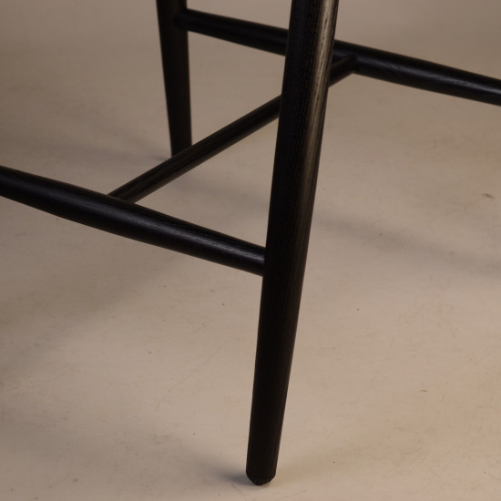 Стілець напівбарний Mamont чорний / Austin 19 5