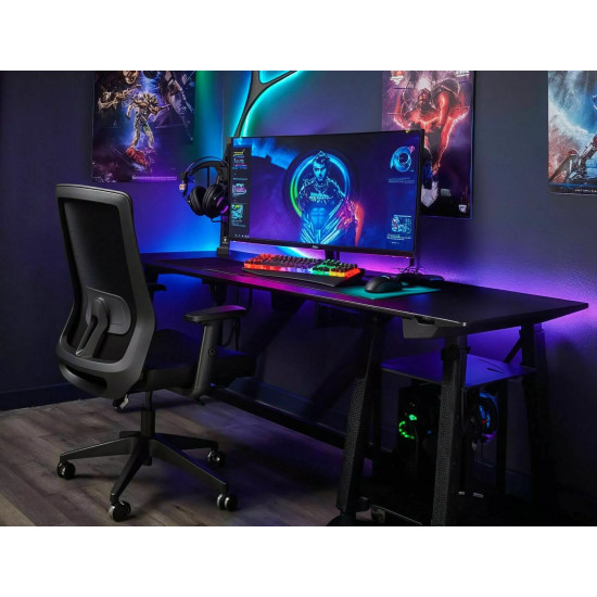 Кресло офисное компьютерное поворотное Q-085 Черная экокожа / Черный каркас 7