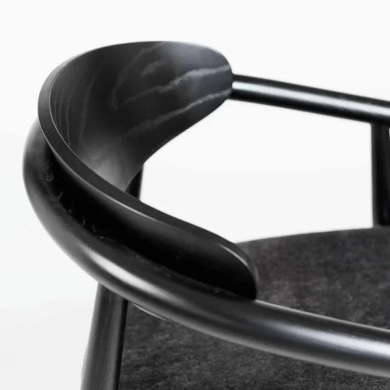 Стул Mamont semi-soft черный/Magenta 15 10