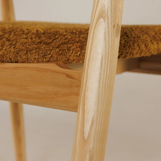 Стілець Mamont soft натуральний ясен / Anthology 11 Amber 9