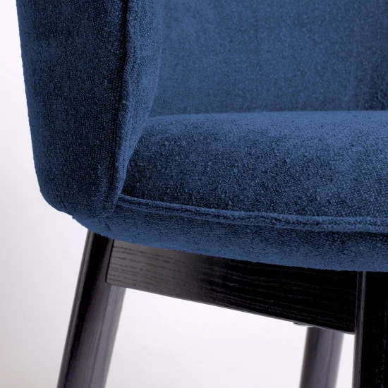 Стілець Stitch чорний / Magenta 06 8