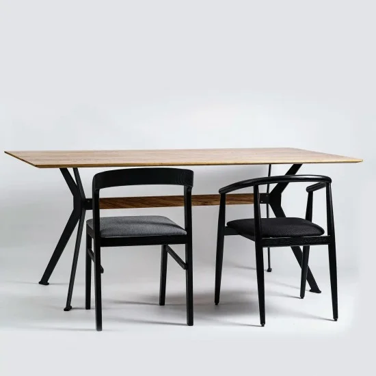 Стол Stealth (Стелс) 160 х 90 чёрные ноги / натуральный дуб 25