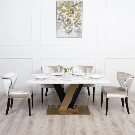 Стілець Тріумф бежевий Дерево сидіння Тканина 535x440x790 чорна нога 3