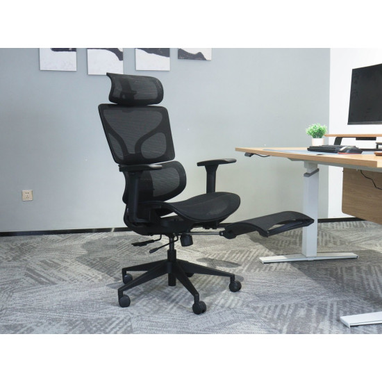 Кресло офисное MARKUS F черная сетка / черный каркас с подставкой для ног 8