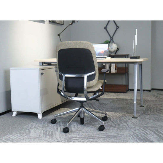 Кресло офисное OSCAR хаки ткань / алюминий 5