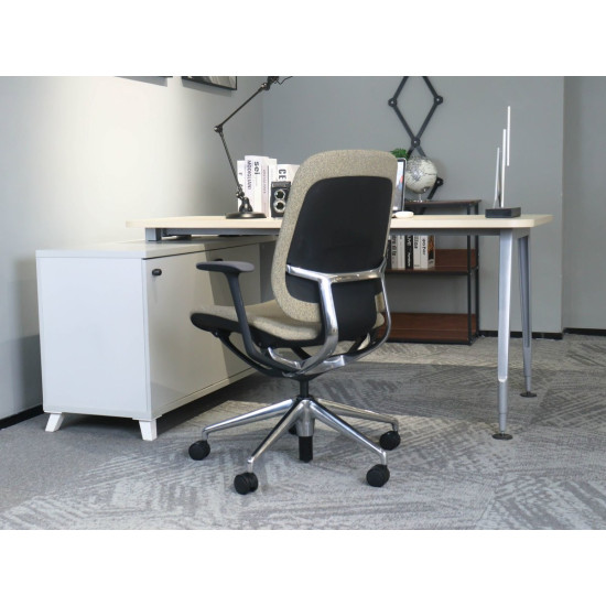 Кресло офисное OSCAR хаки ткань / алюминий 9