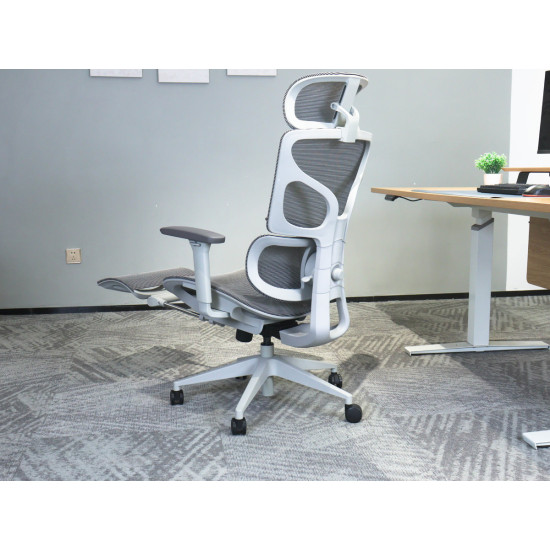Крісло офісне MARKUS F сіра сітка / сірий каркас з підставкою для ніг 8